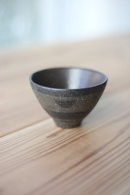 半点湯呑み 古代ゴス黒御影