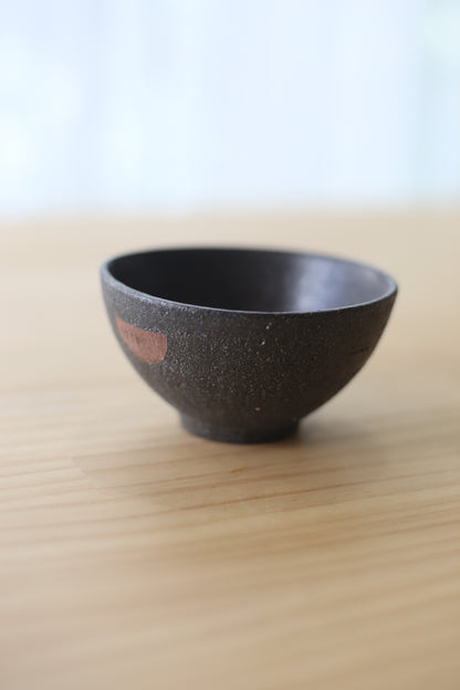半点茶碗 brown黒御影