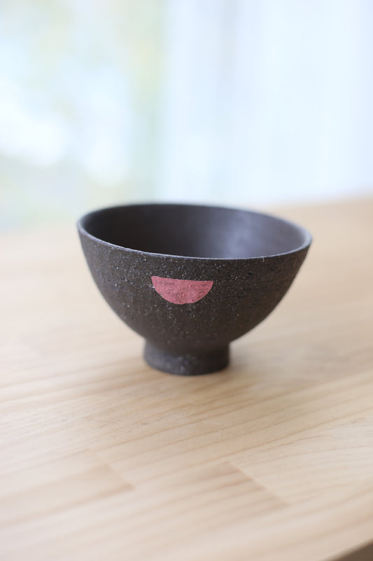 半点茶碗 pink黒御影