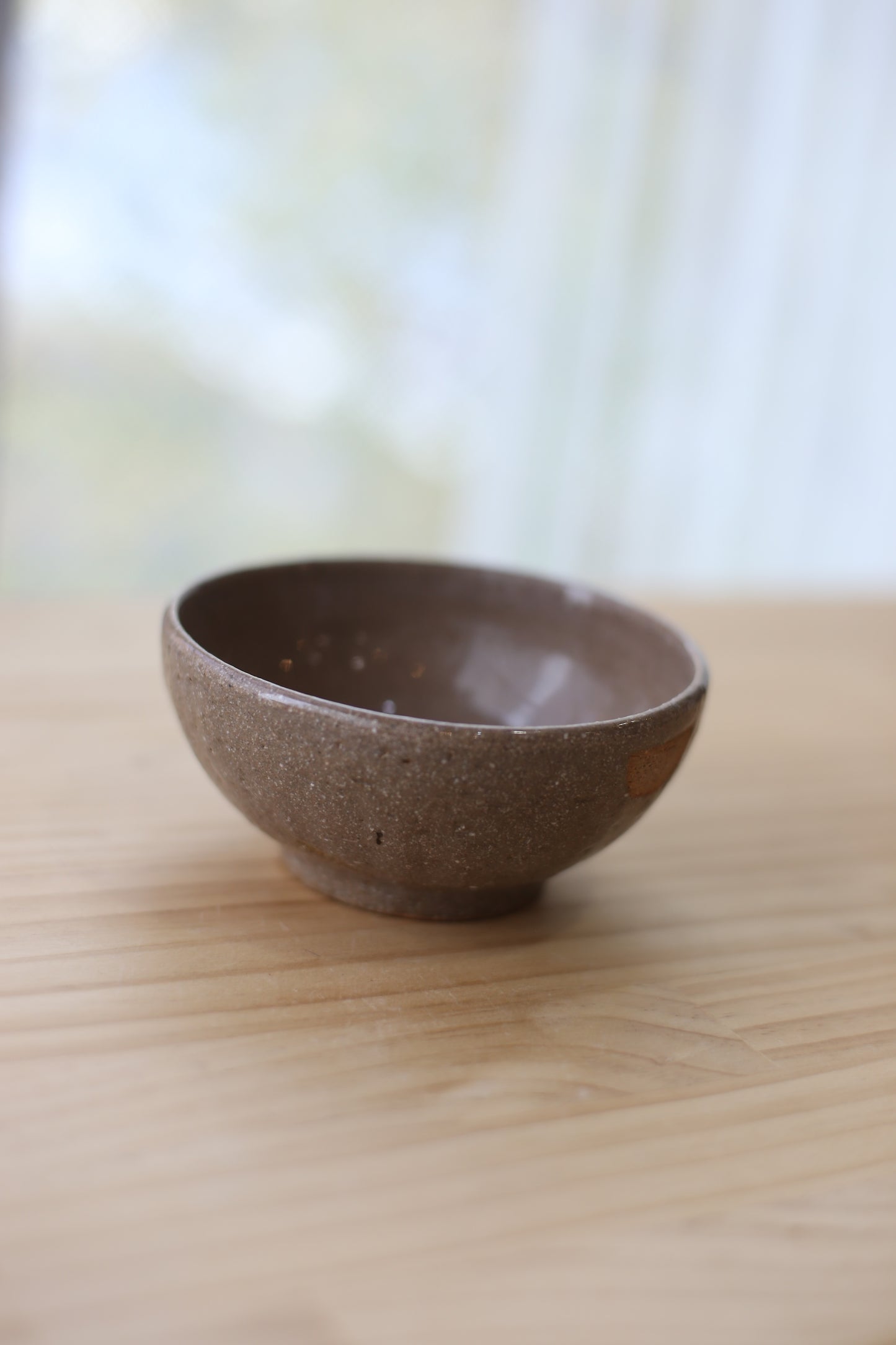半点茶碗 古美山赤土 Ash Glaze
