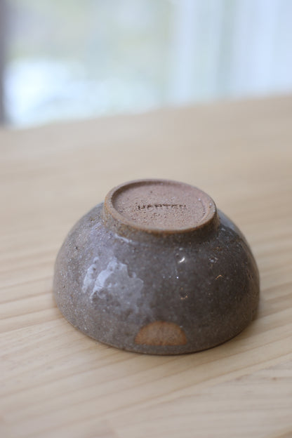半点茶碗 古美山赤土 Ash Glaze